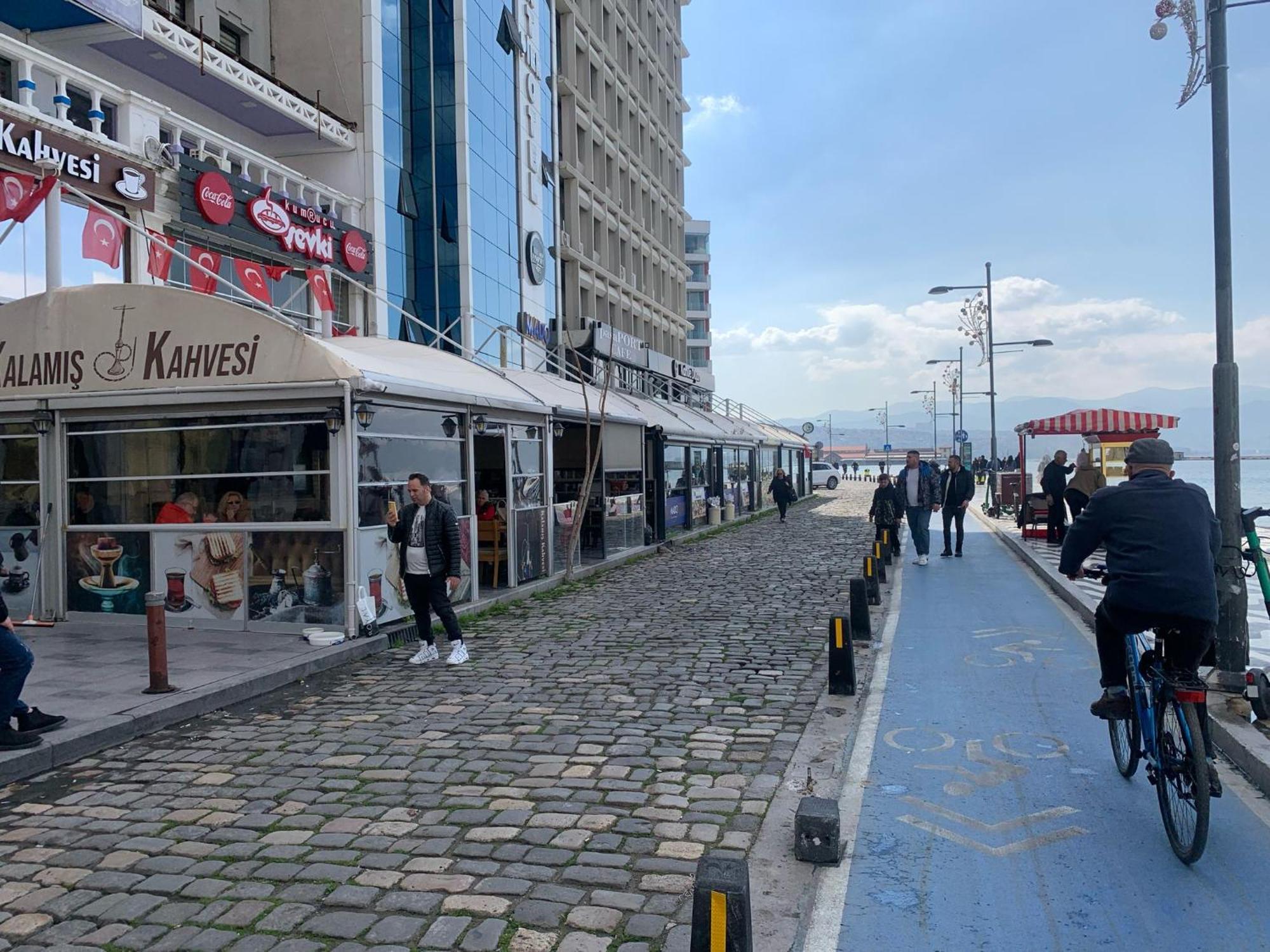 Deluxe At The Seaside In Pasaport Alsancak * İzmir